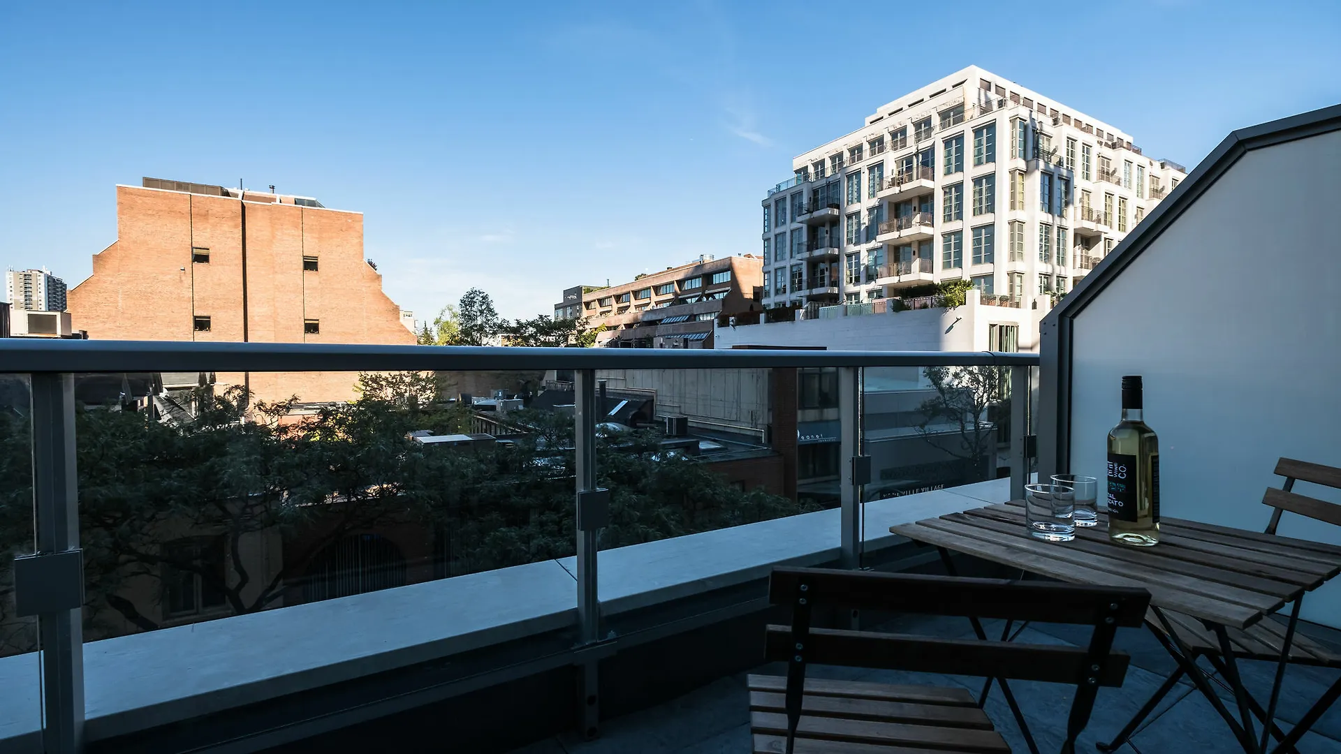 Quickstay - Luxury In Yorkville Toronto