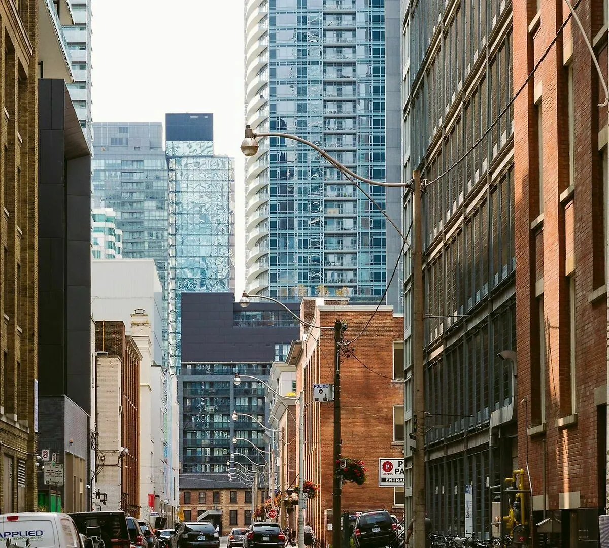 Quickstay - Luxury In Yorkville Toronto