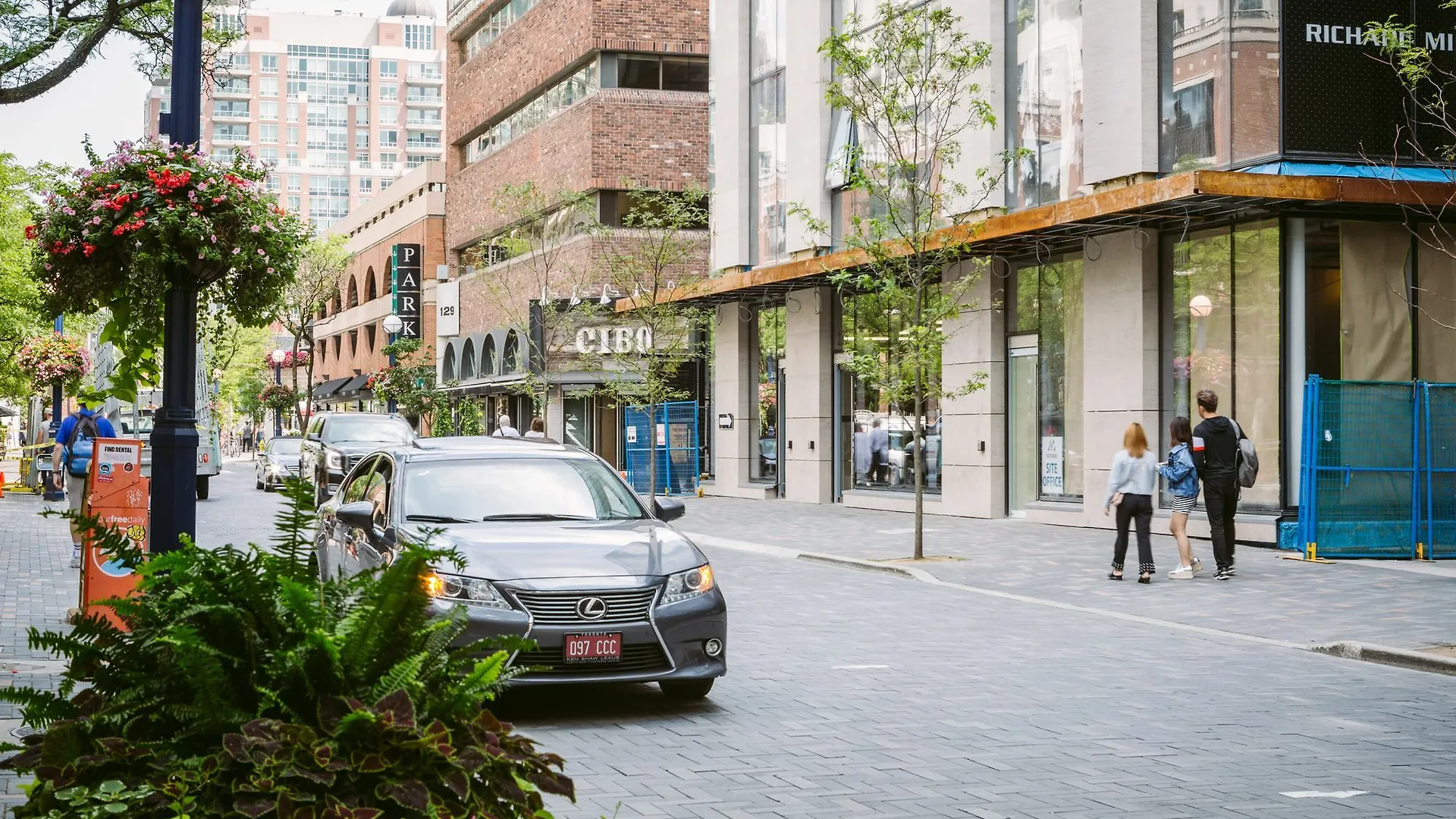 Quickstay - Luxury In Yorkville Toronto